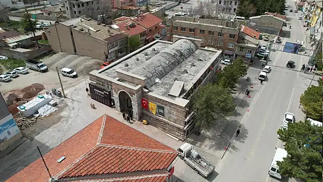 Kadınhanı Raziye Sultan Hanı restorasyonu başladı
