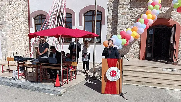 Kadınhanı'nda İlköğretim Haftası programı düzenlendi