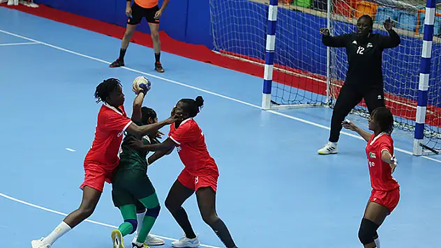 Kadınlar Hentbolda Senegal galip
