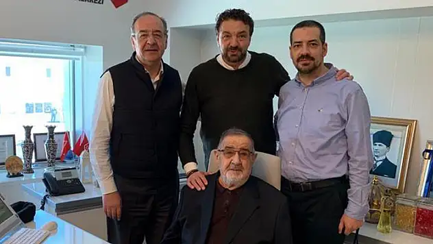 Kadir Büyükhelvacıgil hayatını kaybetti