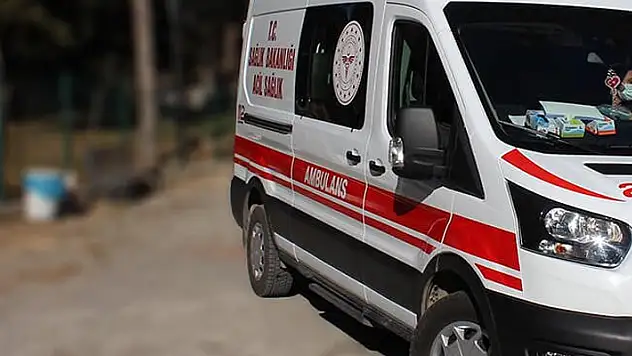 Kafasına oklava isabet eden 4 aylık bebek hastanelik oldu
