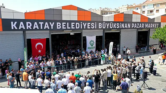 Kafe Karatay Büyüksinan ile Büyüksinan Kapalı Pazar Marketi'nin açılışı yapıldı