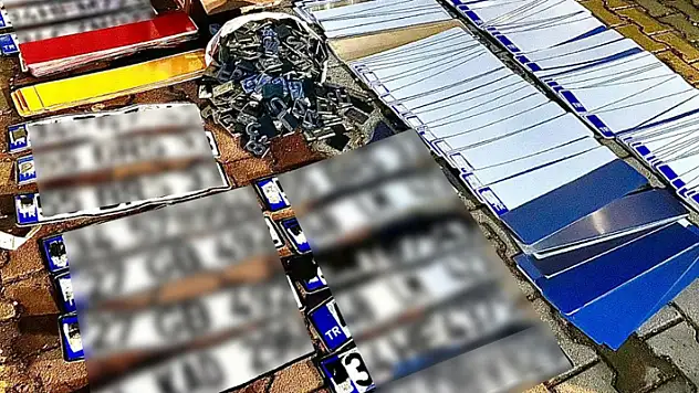 Kağıthane'de kuaförde sahte plaka basan şüpheli yakalandı

