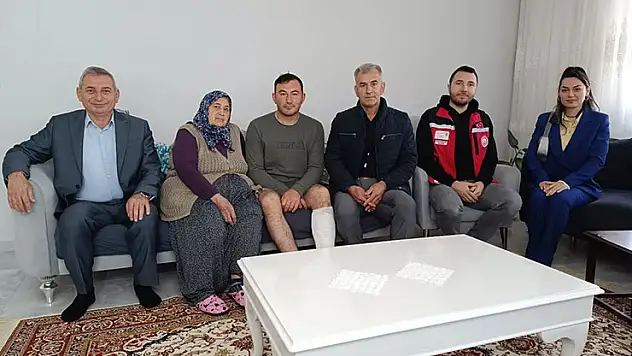 Kahraman gaziye anlamlı ziyaret