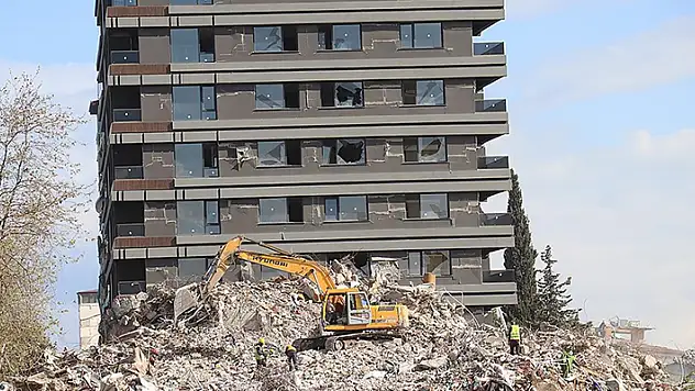 Kahramanmaraş merkezli depremlerde can kaybı 50 bin 96'ya yükseldi