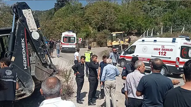 Kahramanmaraş'ta freni boşalan kamyon cenaze için toplanan insanların arasına daldı!
