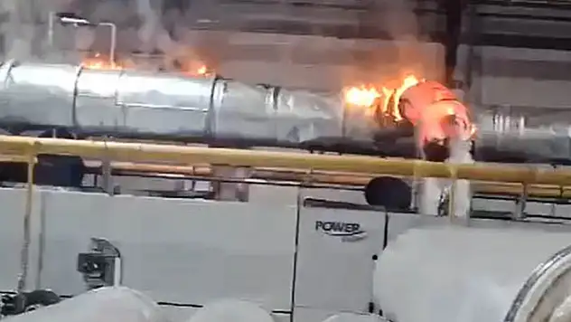 Kahramanmaraş'ta çıkan fabrika yangını 3 saatte söndürüldü
