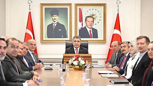 Kahverengi kokarca ile topyekün mücadele