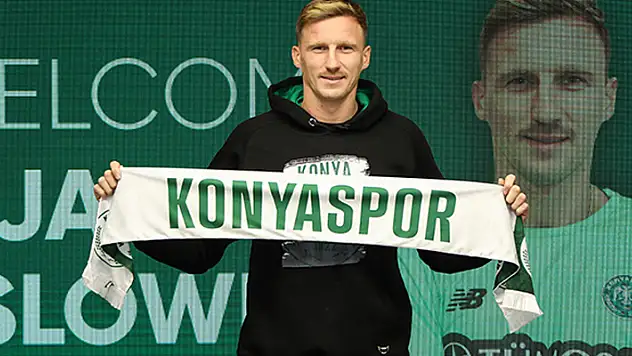 Kaleci Jakub Slowik Konyaspor'da
