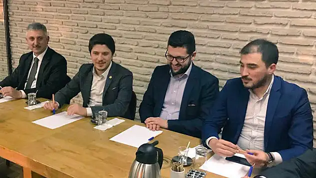 Kaleyi sağlam tutacağız