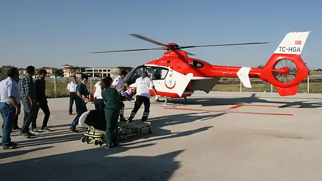Kalp krizi geçiren yaşlı adam hava ambulansla Konya'ya sevk edildi
