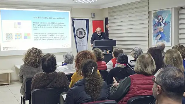 Kameralar cebe girdi: Fotoğraf tutkunlarına cep telefonu eğitimi veriliyor