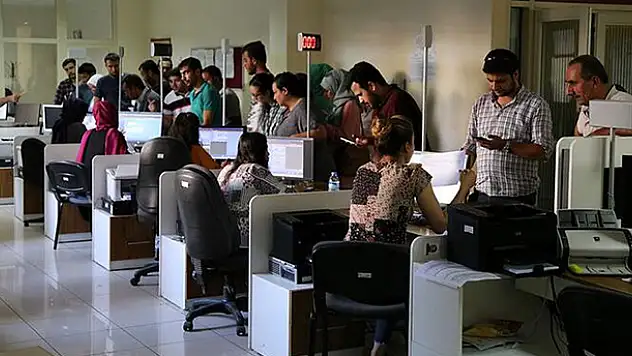 Kamu çalışanlarına 'WhatsApp' yasağı!