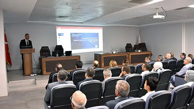 Kamu Hastaneleri Genel Müdürlüğü istişare toplantılarının ilki Konya'da gerçekleştirildi