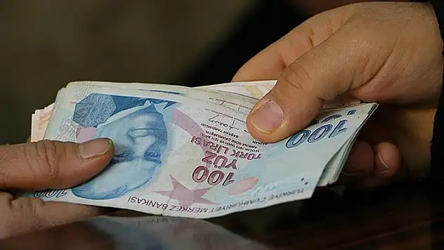 Kamu işçilerine ek ödemenin tarihleri Resmi Gazete'de
