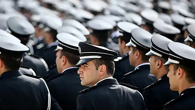 Kamu kurumlarına ait kadro değişiklikleri Resmi Gazete'de yayımlandı