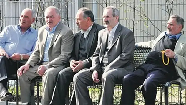 Kamu ve özel sektör emeklilerine 'esnek mesaili memurluk' müjdesi! Gözler Ocak ayında