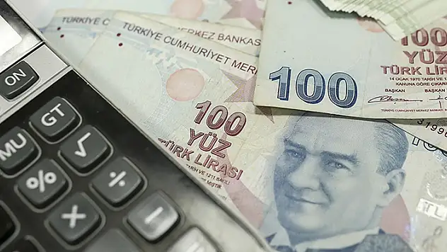 Kamudaki 700 bin işçinin zam pazarlığında trafik hızlandı
