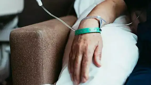 Kanser yaşı düştü, uzmanı uyardı: Geç kalmayın