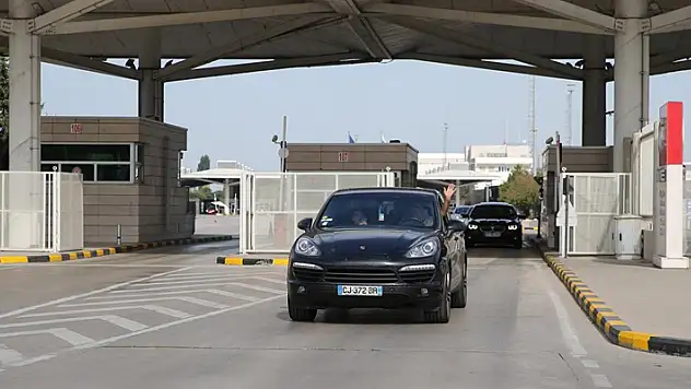 Kapıkule'den giriş yapan yolcu ve araç sayısında tüm zamanların rekoru
