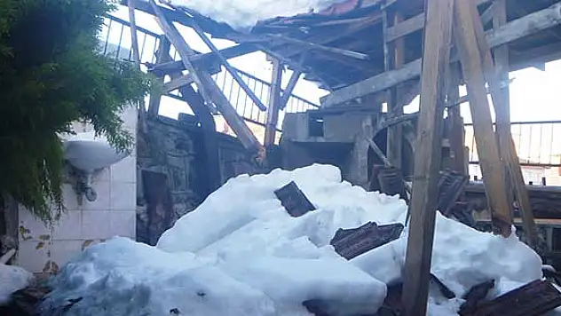 Kar kütleleri zarar vermeye devam ediyor