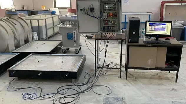 Kar ve buzlanmaya karşı ısınabilen beton