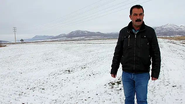 Kar yağışı çiftçiyi sevindirdi