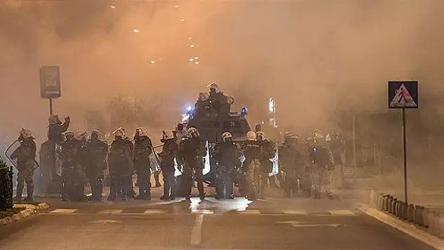 Karadağ'da olaylı muhalefet protestosu