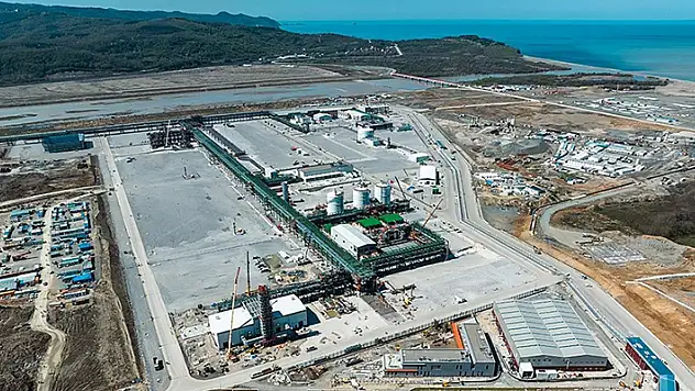 Karadeniz gazı deniz altındaki ana iletim hattına basılmaya başlandı
