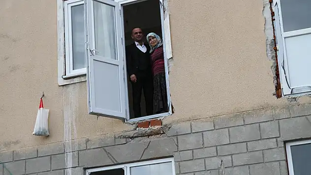 Karadeniz mimarisine yeni örnek: 'Evi gören gülüyor'