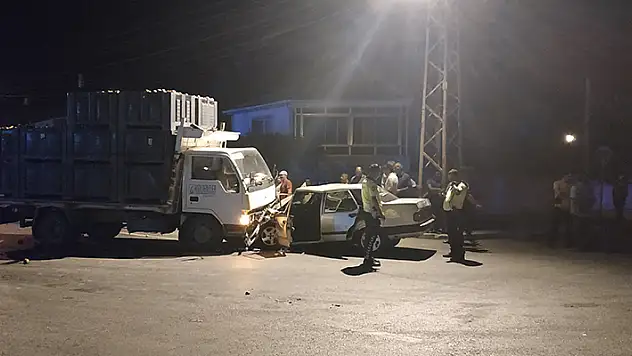 Karaman'da 2 ayrı trafik kazasında 6 kişi yaralandı
