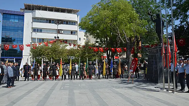 Karaman'da 5. Uluslararası Türk Dünyası Şöleni yapıldı
