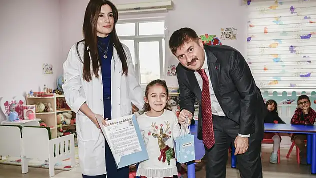 Karaman'da 52 bin öğrenci karne heyecanı yaşadı
