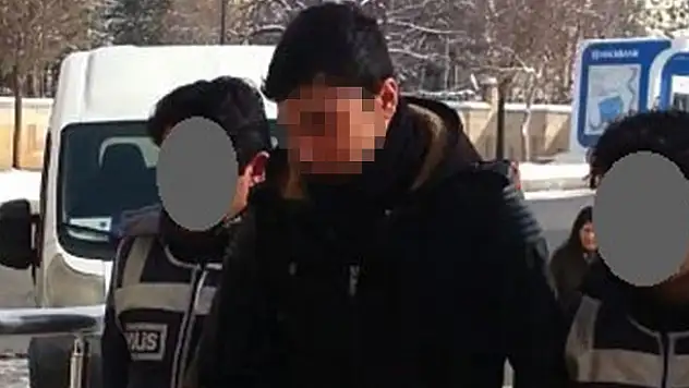 Karaman'da 7 aracın lastiğini kesen 2 kişi yakalandı