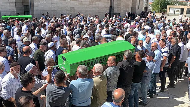 Karaman'da aracında ölü bulunan sağlık çalışanı toprağa verildi
