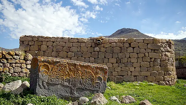Karaman'da 'Binbir Kilise' olarak bilinen alanda dini yapılar bulundu

