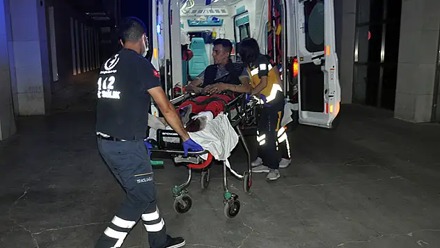 Karaman'da bir genç 'küfür' nedeniyle uyardığı kişi tarafından bıçaklandı, saldırgan serbest kaldı

