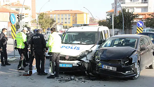 Karaman'da cezaevinde isyan alarmına giden polis ekibi kaza yaptı