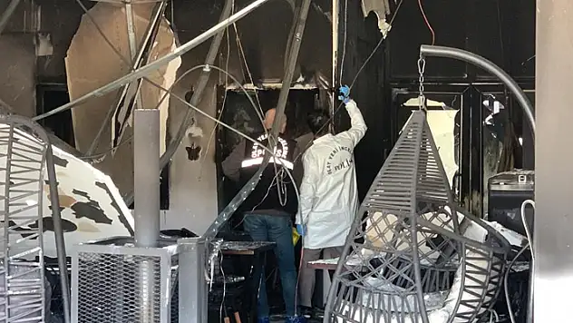 Karaman'da dans ve sanat akademisi kursunda çıkan yangında maddi hasar meydana geldi 
