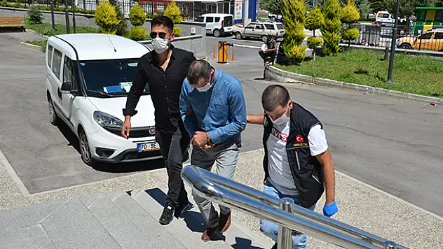Karaman'da dolandırıcılık şüphelisi 2 kişi tutuklandı
