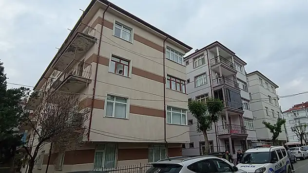 Karaman'da dördüncü kattaki evin balkonundan düşen kadın öldü
