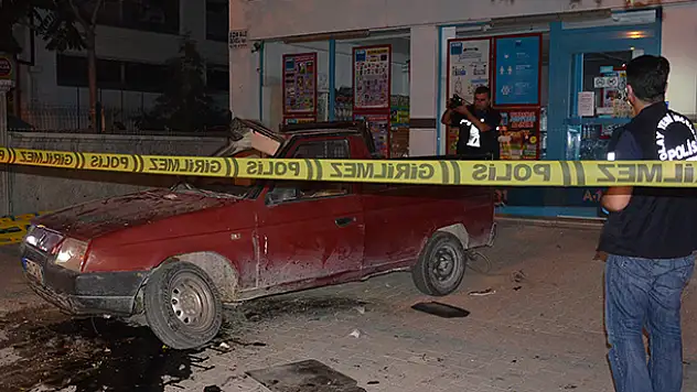 Karaman'da dur ihtarına uymayan otomobil kaza yaptı: 2 yaralı