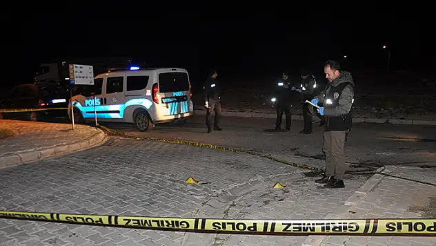 Karaman'da eski damat ve kayınpeder arasında bıçaklı kavgası: 3 yaralı

