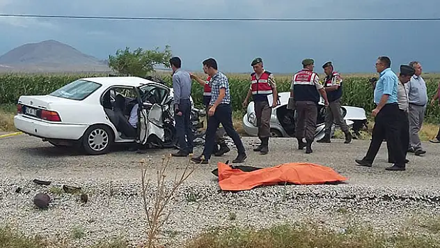 Karaman'da feci kaza: 6 ölü, 4 yaralı