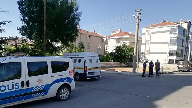 Karaman'da hafif ticari araç ile motosiklet çarpıştı: 1 yaralı
