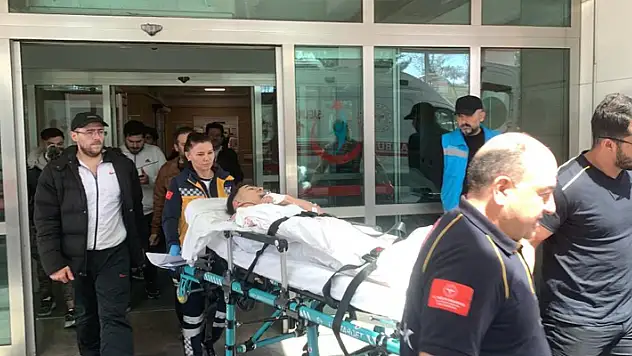 Karaman'da hamur makinesine kolunu kaptıran gencin eli bileğinden koptu
