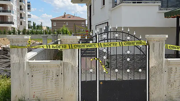 Karaman'da iki bina karantinaya alındı