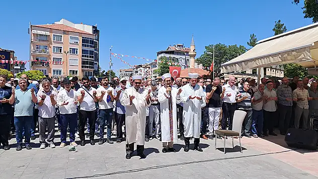 Karaman'da İsmail Haniye için gıyabi cenaze namazı kılındı
