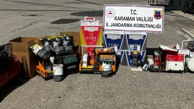 Karaman'da jandarmadan kaçak tütün ve makaron operasyonu
