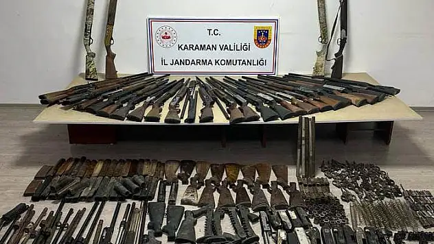 Karaman'da jandarmanın denetimlerinde mini cephanelik ele geçirildi
